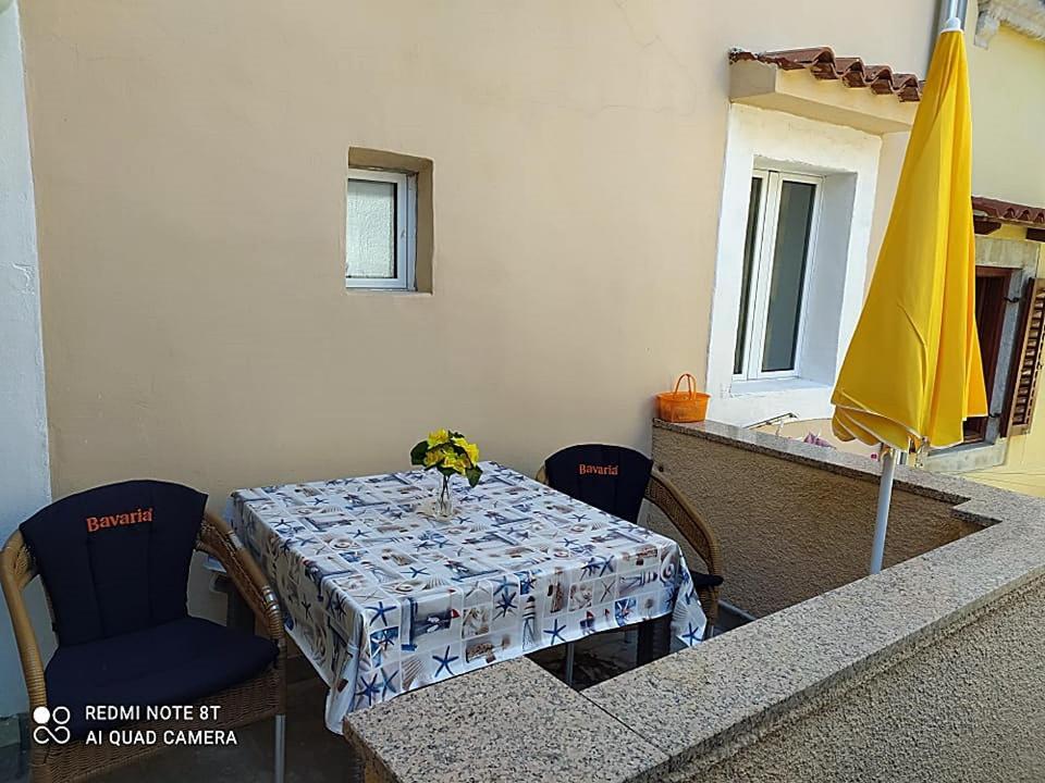 Apartament Cres Eksteriør billede