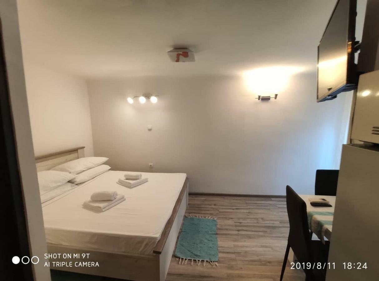 Apartament Cres Eksteriør billede